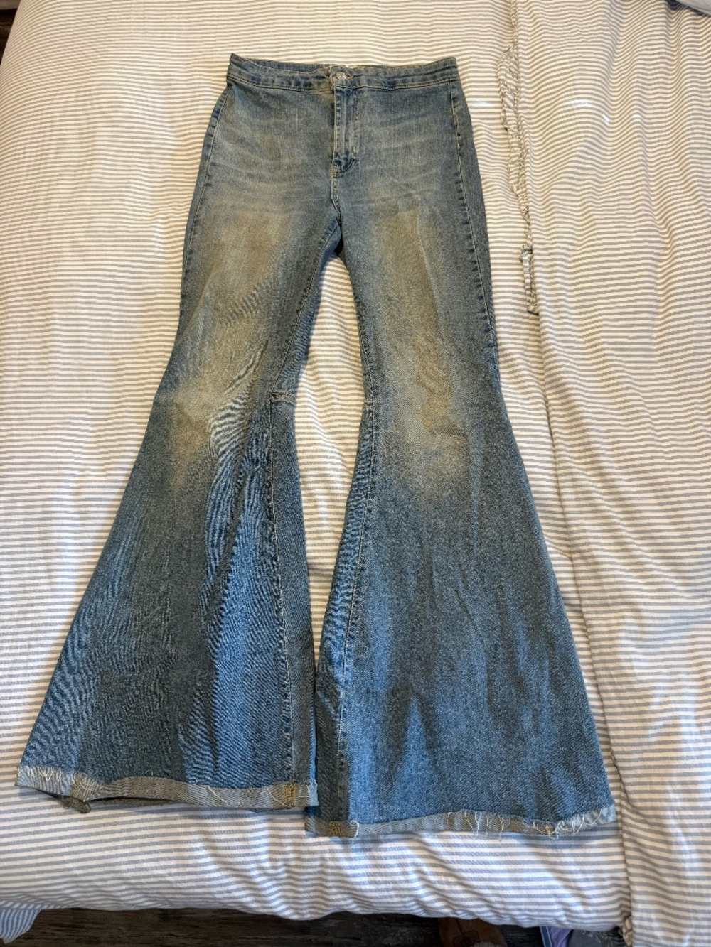 Free People Just Float On flare jeans size 28